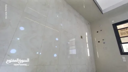  10 شقة فاخرة للبيع التامنة ط2هندسي 155م + تراس ومصعد