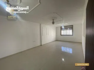  1 شقة بمساحة واسعة للبيع في الطيرة  ,,,  مع امكانية التأجير