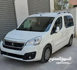  1 بيجو بارتنر 7 ركاب ترخيص 2017