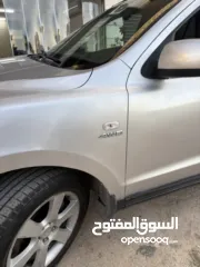  8 هيونداي سانتافيه