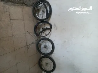  1 4 عجال جنط 20 ثنين امامي وثنين خلفي  اقرا الوصف