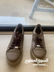  11 عدة احذية كعب عالي وبالارينا و حذاء رياضي واحد جديد