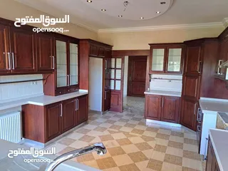  1 شقة فارغة - دابوق - 3نوم 1ماستر - 270م