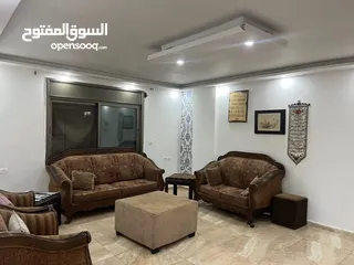  2 شقه مفروشه للايجار في الارسال قرب مفروشات الرونق لموظفين