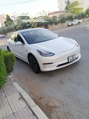  16 Tesla model 3 2020