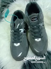  3 أحذيه جوده عاليه وسعر خاص سعر الحذاء 6rial