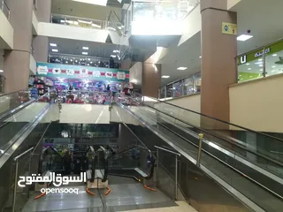  4 محل بوث على مدخل مول بجانب الريحان