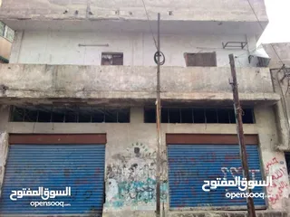 8 ارض تجاري مع طابقين مع مخزنين-الزرقاء-الجبل الابيض (كلو مفروز) قوشان مستقل-كاش فقط لا يتوفر تقسيط...