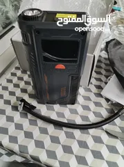  3 مكثف طاقة ( Jump starter ) لشحن بطارية السيارة بالإضافة إلى القدرة على نفخ العجال