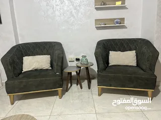 2 كنب جلوس  لون مميز