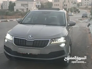  19 سكودا كاروك فل الفل اضافات  للبيع بسعر مغري ع الكاش