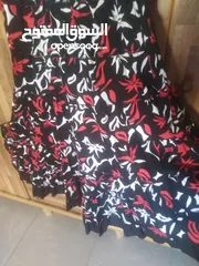 7 فستان اسود واحمر طويل مع جاكيت قصير احمر بأكمام طويلة جديد غير مستعمل ماركة H&M مقاس L بلبس 40 و42
