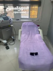  2 بيع اجهزة مركز عناية بشرة بسبب السفر