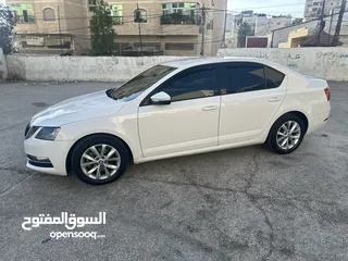  5 سكودا اوكتافيا 2019 ماشيه 332 الف كيلو رخصه ل شهر 6/2026