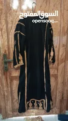  1 أثواب للبيع