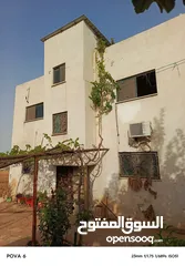  1 بيت مستقل للبيع