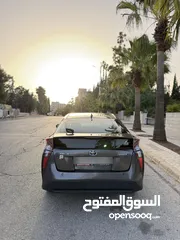  4 تويوتا بريوس 2017 بسعر مغري