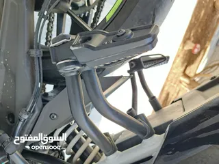  8 للبيع او البدل cfmoto 300sr