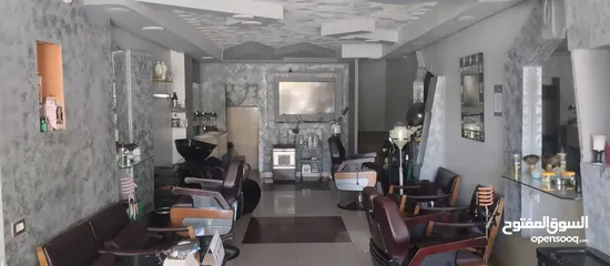  2 محل للبيع موقع مميز جداً