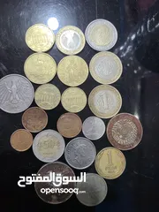  14 عملات اجنبيه للبيع