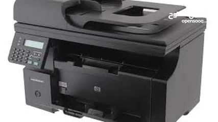  3 طابعه ليزر بدون حبر hp جديد مستخدم اسبوع ما بلزمك حبر ابدا بس حط وراقك وطبع فيها بلوتوث وسلك كل شي