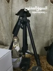  10 للبيع: كاميرا Canon 700D بحال الوكالة مع عدسات ومعدات تصوير احترافية بسعر خياليييي