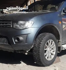  5 ميتسوبيشي  L200   2009