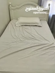  2 سرير للبيع