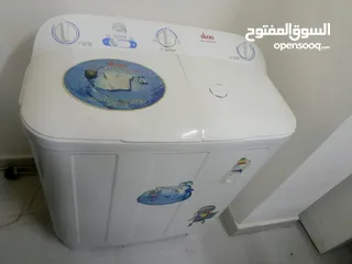  3 washing and drying machine is very good condition and good working