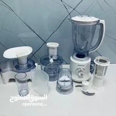  2 خلاط متعدد الوظائف من ماركة Universal العالميه. 1* 10  يحتوي الجهاز على 10 قطع متعدده لكل قطعه منها