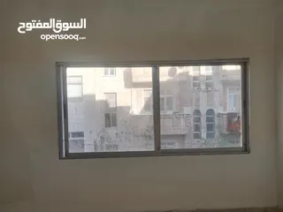  9 شقة للبيع بسعر مغري حي الحسين