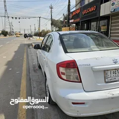  4 سوزوكي sx4 موديل 2011