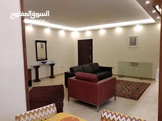  4 شقة للاجار طابق الاول في منطقة راقية