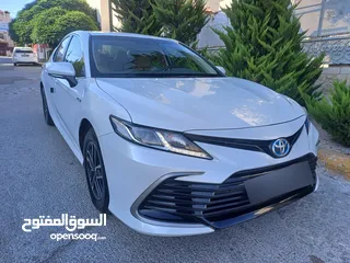  2 Toyota Camry LE 2024 مالك اول من الزيرو بحالة الشركة