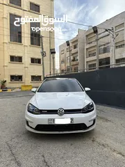  2 Volkswagen E Golf 2019