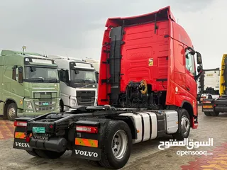  5 ‎ Volvo tractor unit automatic gear راس تريلة فولفو جير اتوماتيك 2015
