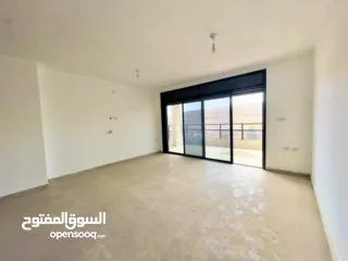  11 شقق للبيع في عين منجد