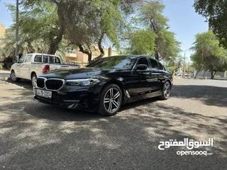  23 BMW 520i موديل 2023