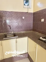  4 بيت للايجار الشهري بسعر رمزي مؤثثه جزئياً monthly house rent