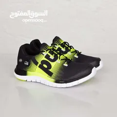  1 Reebok Zpump running shoes Black/Yellow size 7