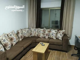  12 ستوديو للإيجار شارع الجامعه من المالك مباشرة
