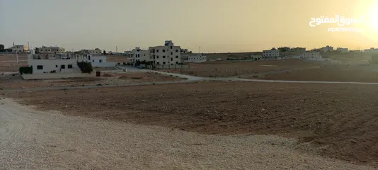  8 ارض للبيع شرق عمان البيضاء