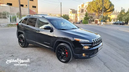  10 جيب شيروكي 2015 sport & Black Edition  كرت ابيض ماتور اقتصادي