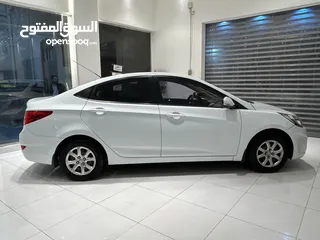  3 Hyundai accent 1.4 model 2014 for sale