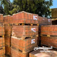  28 قلاب مع عمال للهدد وإزالة الطمم ونقل  كافة مواد البناء طوب اسمنت ناعمه عدسيه رمل وجميع مواد البناء