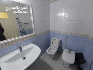  6 شقة غير مفروشة للإيجار ( Property 39866 ) سنوي فقط