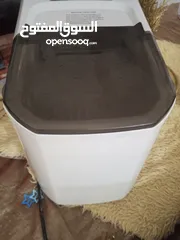  2 صانعة الثلج جديدة غير مستعمله لفتره طويله