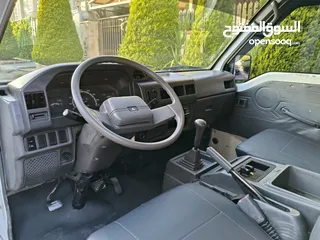  13 ميتسوبيشي L300 نقل مشترك موديل 2008 لون ابيض