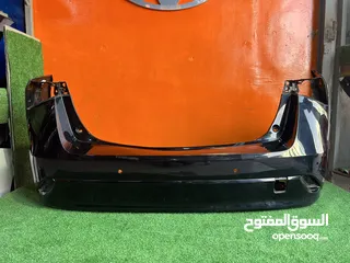  1 طمبون خلفي تويوتا بريوس 2019-2022  وسبويلر لميع مميز تويوتا بريوس 2019-2022 متوفر عدة الالوان ياباني
