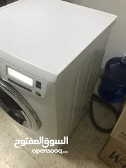  6 غسالة اتومتيك زانوسي 7 كيلو بحالة ممتازة